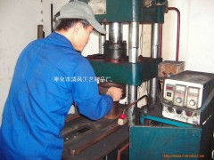 融合传统工艺与现代科技 炭雕生产加工技术与网络技术研发的创新之路